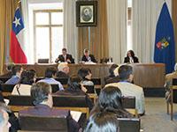 David Gregosz, Director de SOPLA; José Morandé, Director (S) del IEI, y Pamela Aróstica, Directora de la Red China y América Latina: Enfoques Multidisciplinarios. David Gregosz, Director de SOPLA; José Morandé, Director (S) del IEI, y Pamela Aróstica, Directora de la Red China y América Latina: Enfoques Multidisciplinarios.