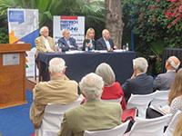 Luis Maira, Alberto van Klaveren, Simone Reperger y el ex Presidente Ricardo Lagos. Luis Maira, Alberto van Klaveren, Simone Reperger y el ex Presidente Ricardo Lagos.
